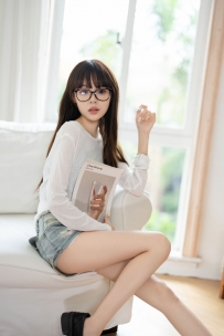 大学生眼镜妹